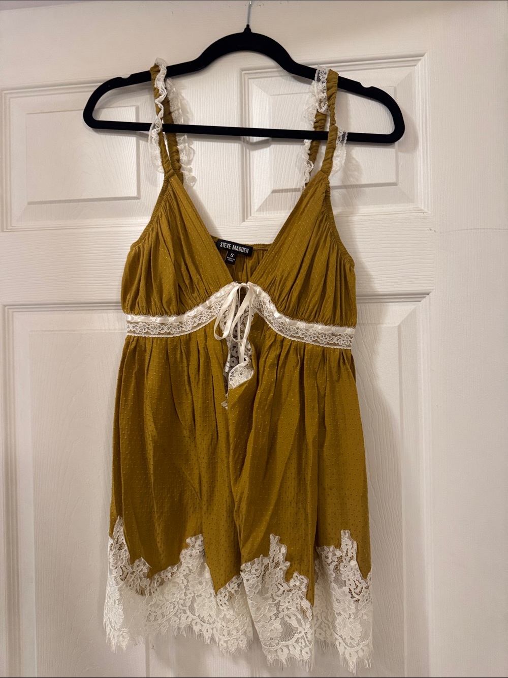 Steve Madden Mustard Lace-Trim Tie-Front Cami